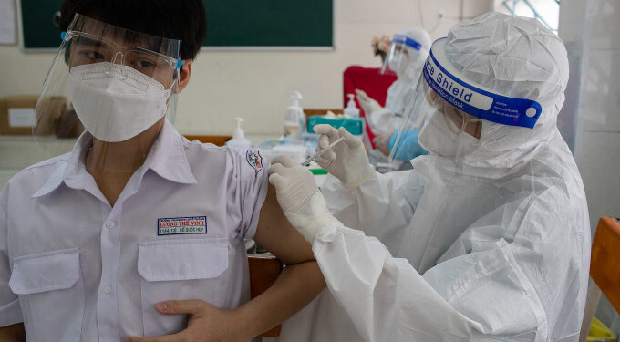 6 thắc mắc thường gặp khi trẻ tiêm vaccine Covid-19